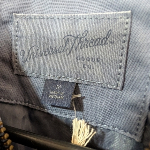 UNIVERSAL THREAD Faded Blue Quilted Bomber Jacket - Size M – NWT - Picture 8 of 11